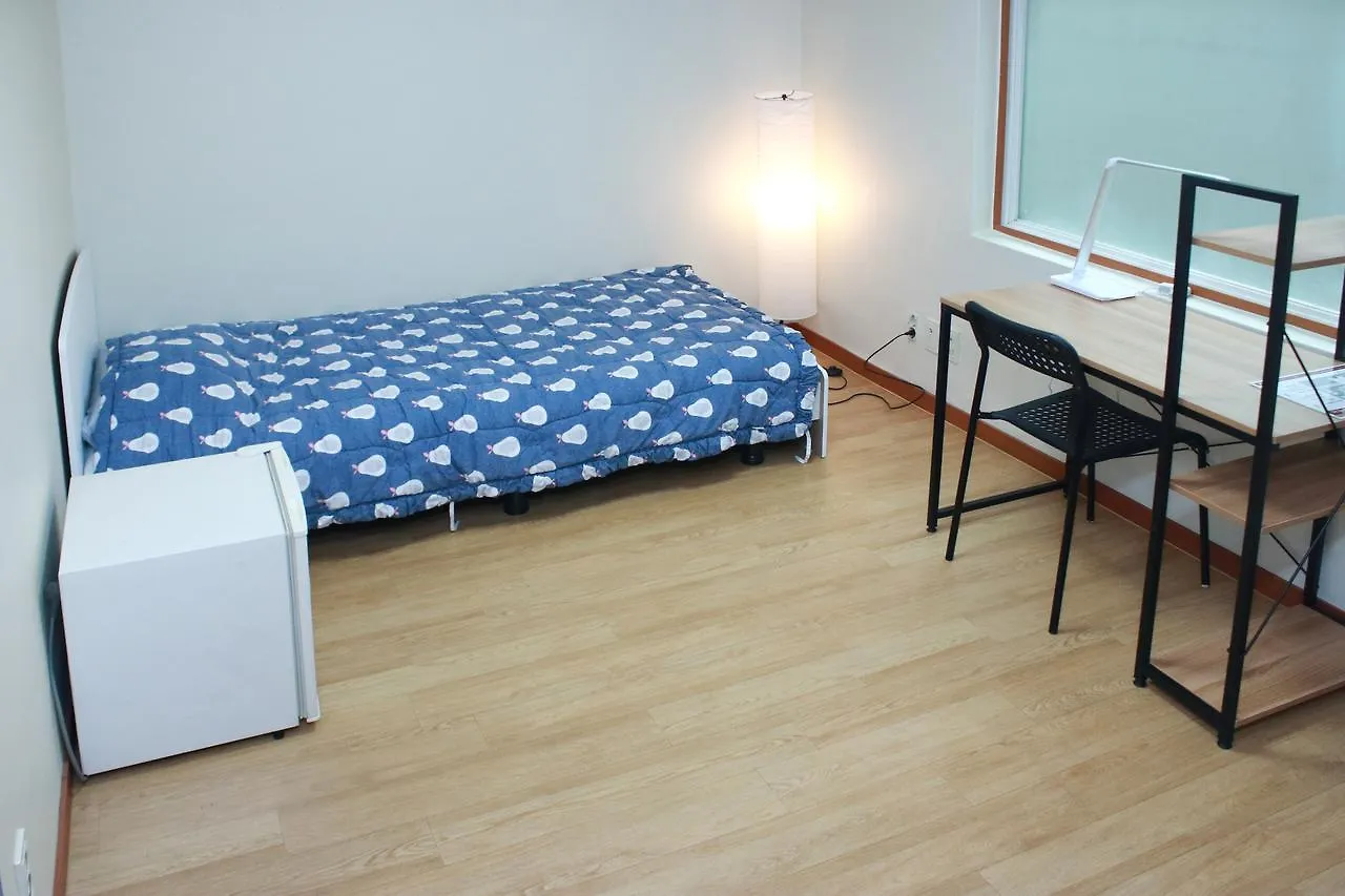 Bed & Breakfast Stayforu Hongdae Seoul South Korea